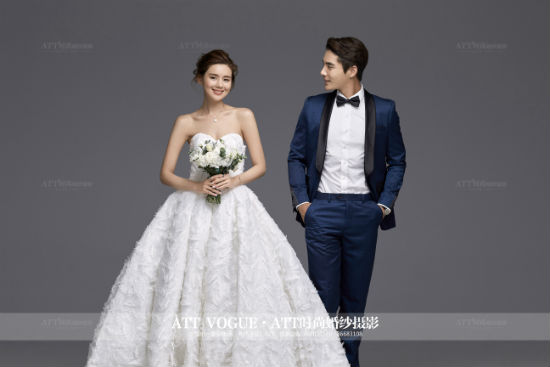 ATT时尚蓬裙型婚纱