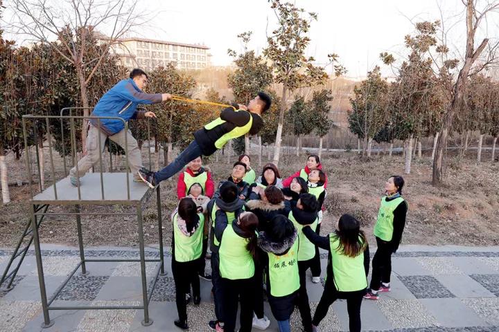 石家庄ATT时尚婚纱摄影