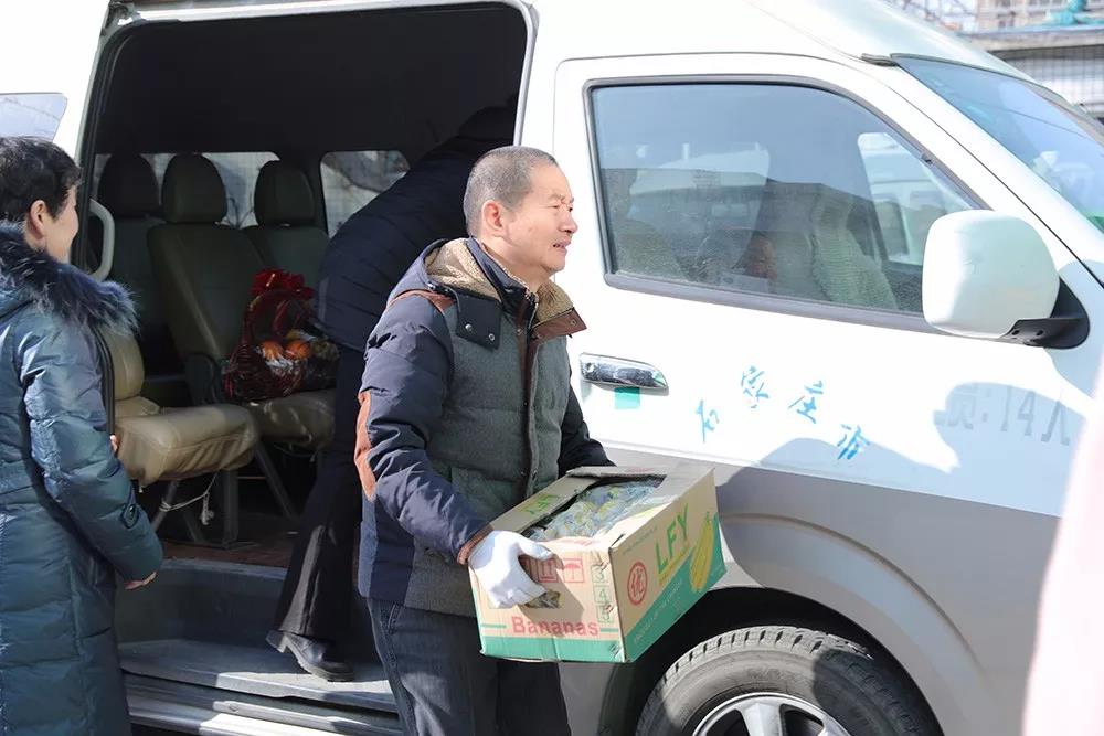 ATT时尚婚纱摄影