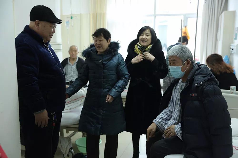 ATT时尚婚纱摄影