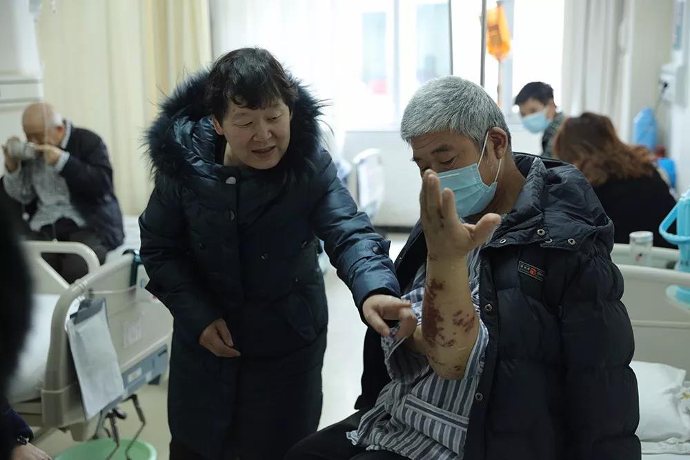 ATT时尚婚纱摄影