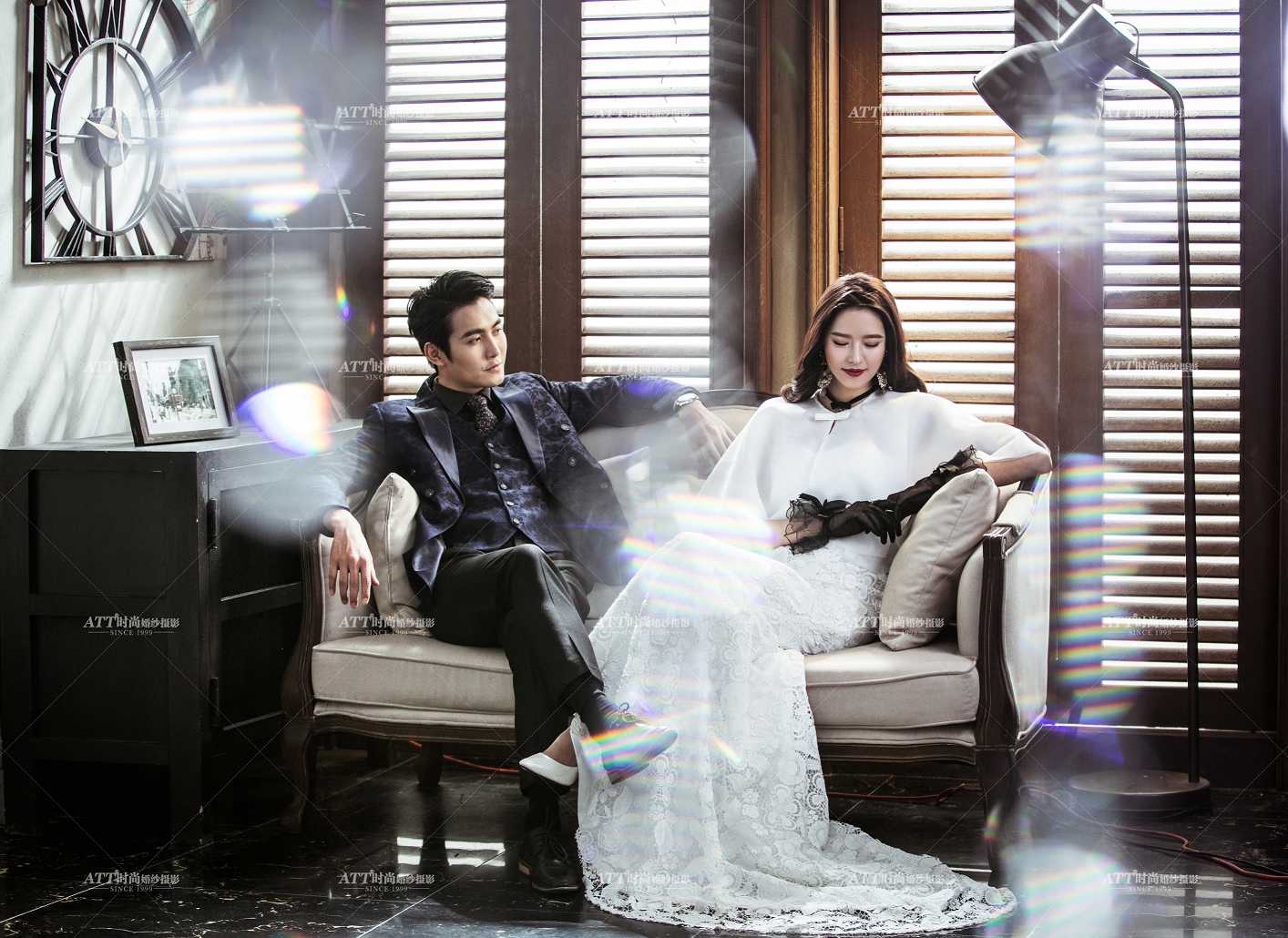 那么怎样挑选适合自己的婚纱呢？只有适合自己的婚纱才能让你更加完美