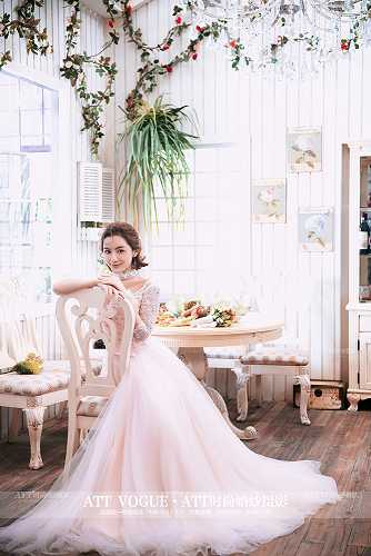 石家庄婚纱照拍摄中如何防脱妆